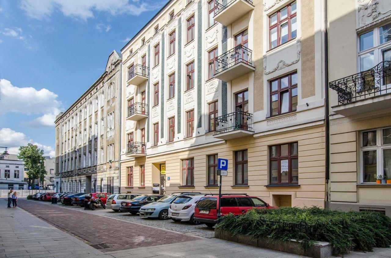 Stylish Apartments Near The Cinematography Museum 罗兹 外观 照片